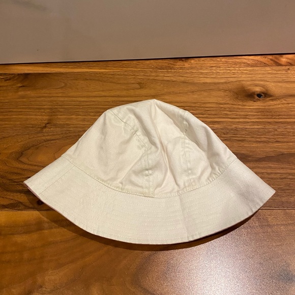Reversible bucket hat - Picture 1 of 2